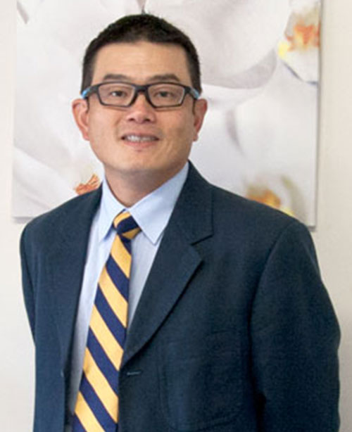 Dr.Sam Chen